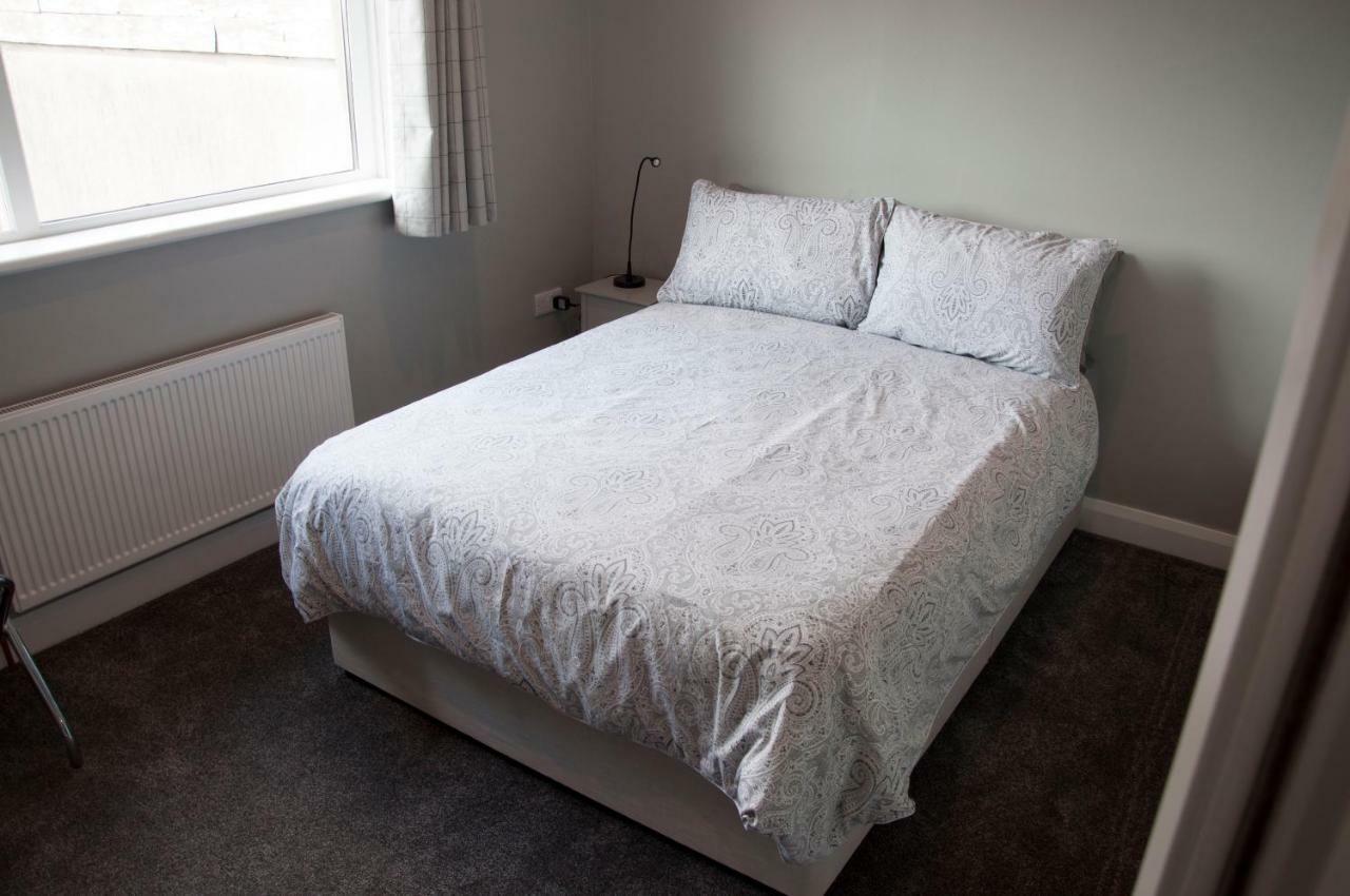 The Square Guest Apartment Stewartstown Extérieur photo