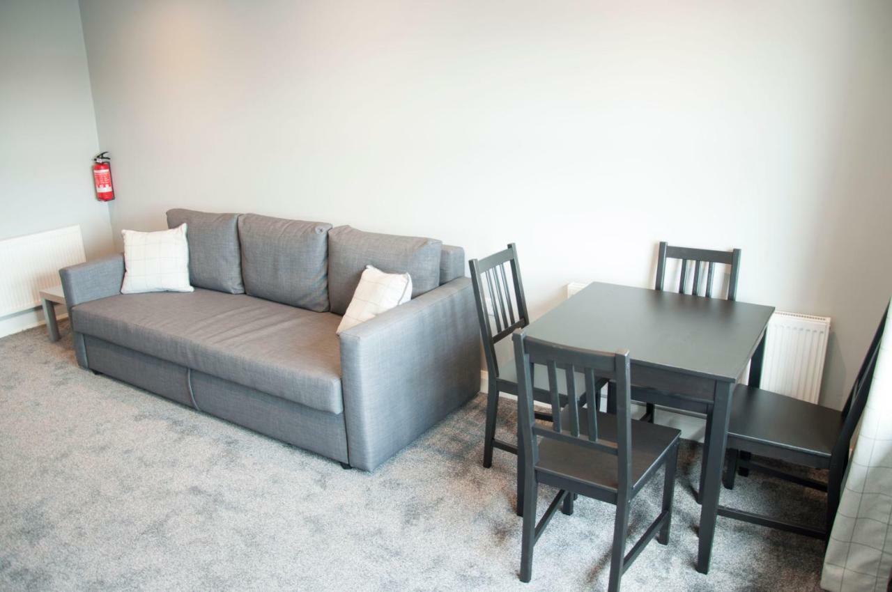 The Square Guest Apartment Stewartstown Extérieur photo